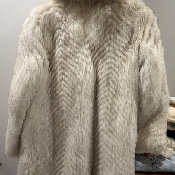 Saga selected blue fox fur coat Size M - Picture 4 of 6